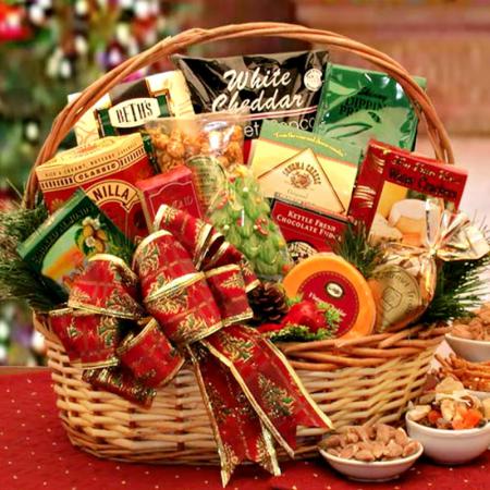 Home-For-Christmas-gift-basket---Holiday-Gift-Basket