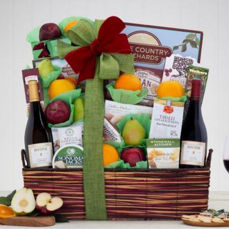 wine gift basket and fruit