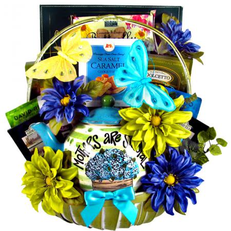 A teapot gift basket for mother