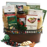 Italian inspiration food basket