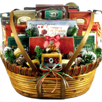 12 holiday baskets for the whole family Holiday Gift Basket Delivery, Christmas Baskets Delivered, Free Shipping
