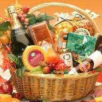 Thanksgiving Gift Basket with Sparkling Cider